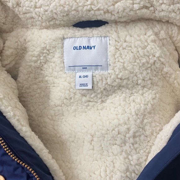 Old Navy blue puffer jacket - Picture 3 of 7